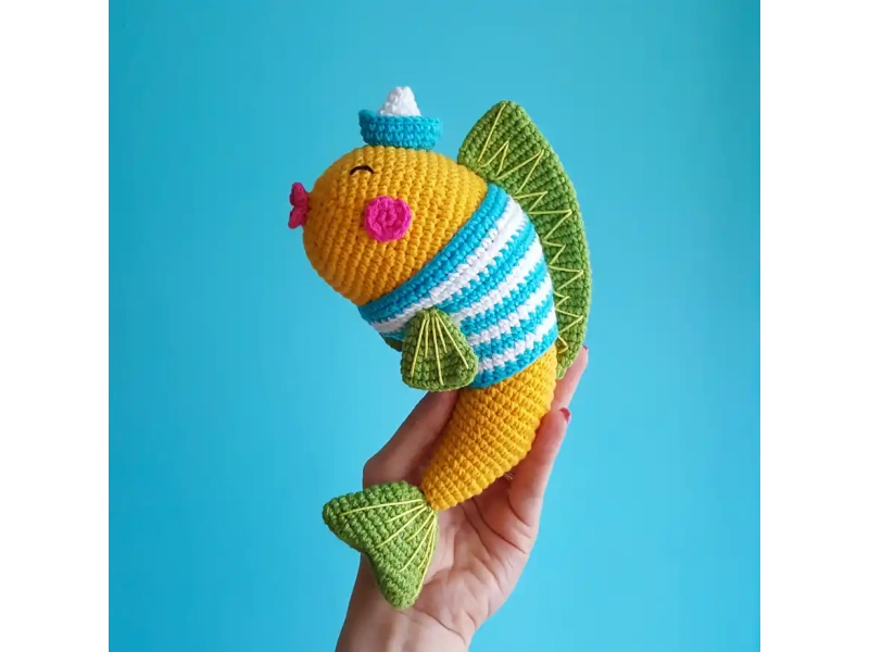Gold Fish Crochet Pattern